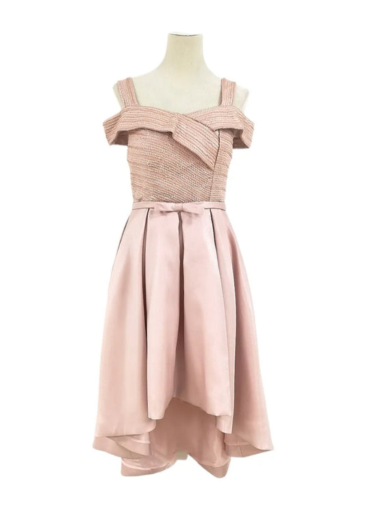Britanny (rose) : robe cocktail asymétrique, buste perlé, double bretelles, à voir à la boutique près de Dijon.