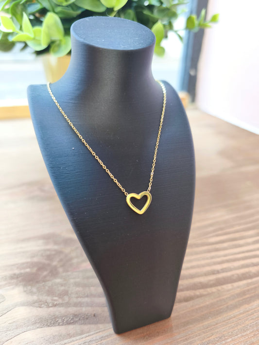 Collier petit coeur doré
