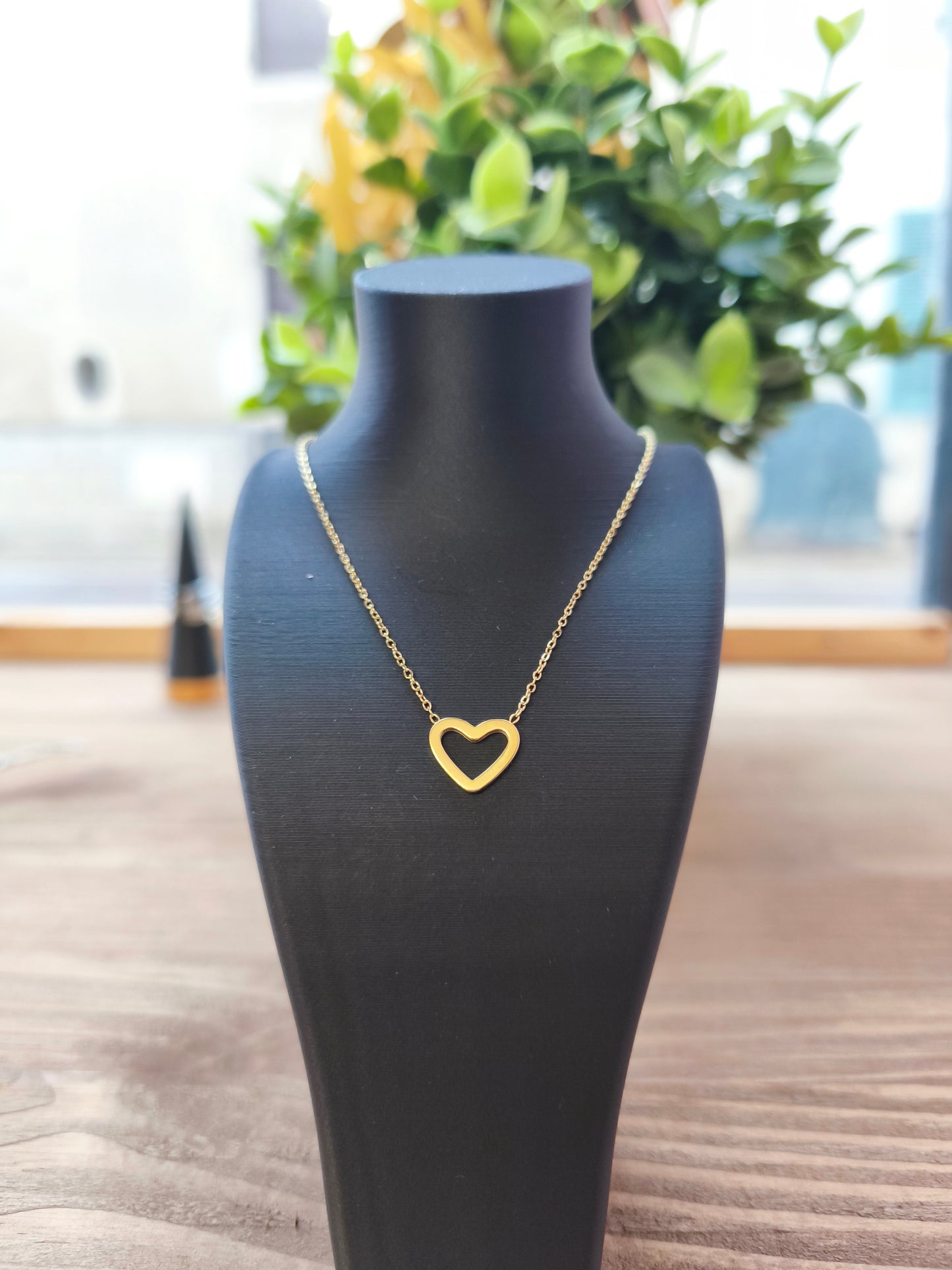 Collier petit coeur doré